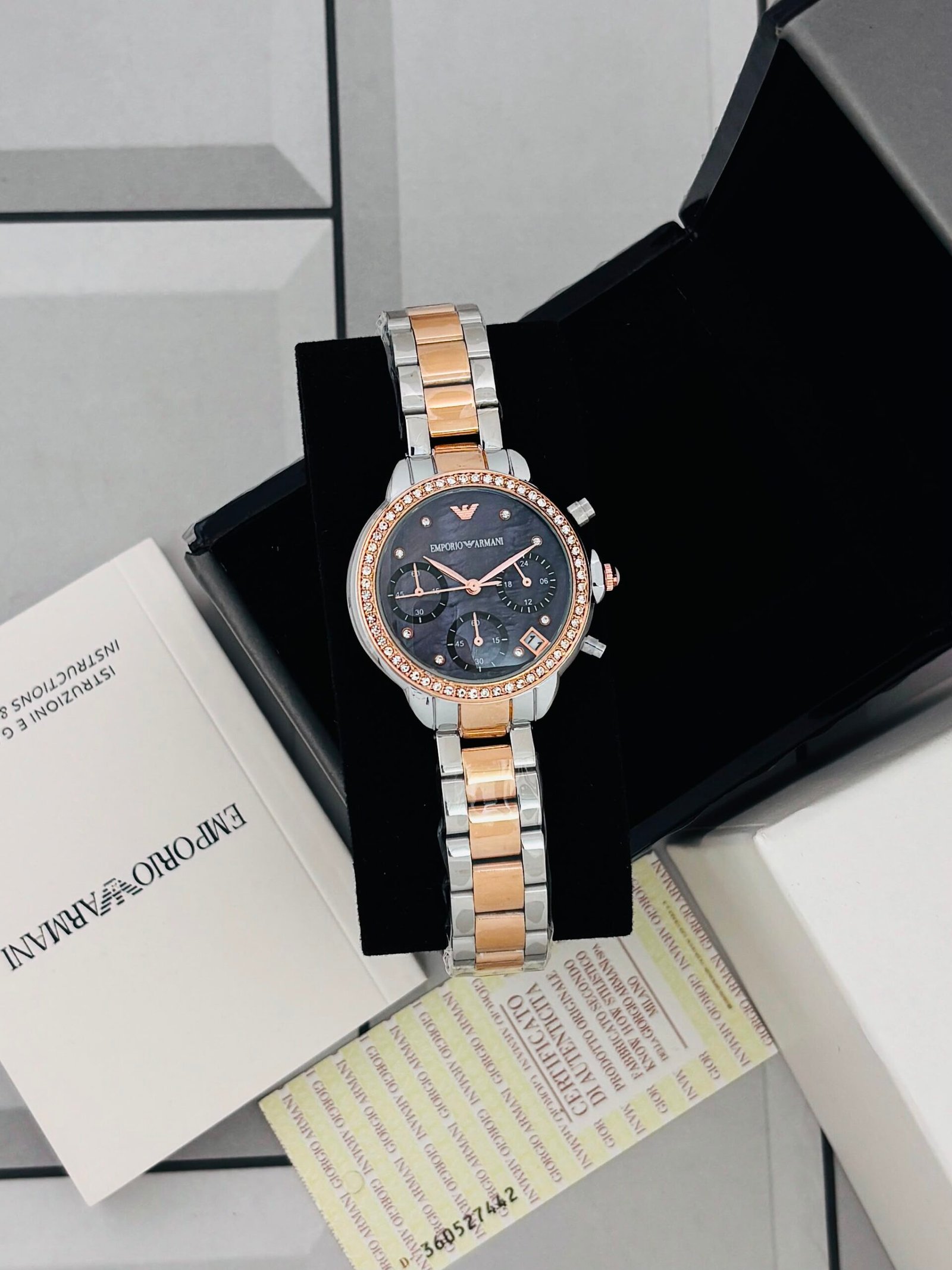 Armani-Inspired Premium Women's Analog Wrist Watch - Image 2